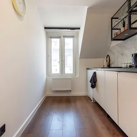 Podniebny Apartament Битом Екстер'єр фото